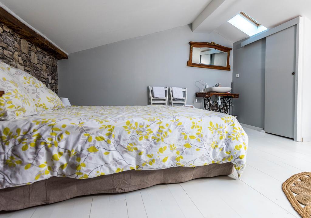 Chambres D'Hotes Le Relais Des Remparts Rions Eksteriør billede