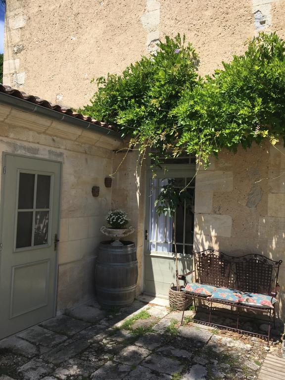 Chambres D'Hotes Le Relais Des Remparts Rions Eksteriør billede